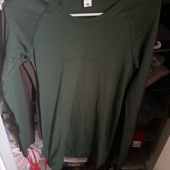Lululemon Swiftly *Hip Length - Picture 1 of 3